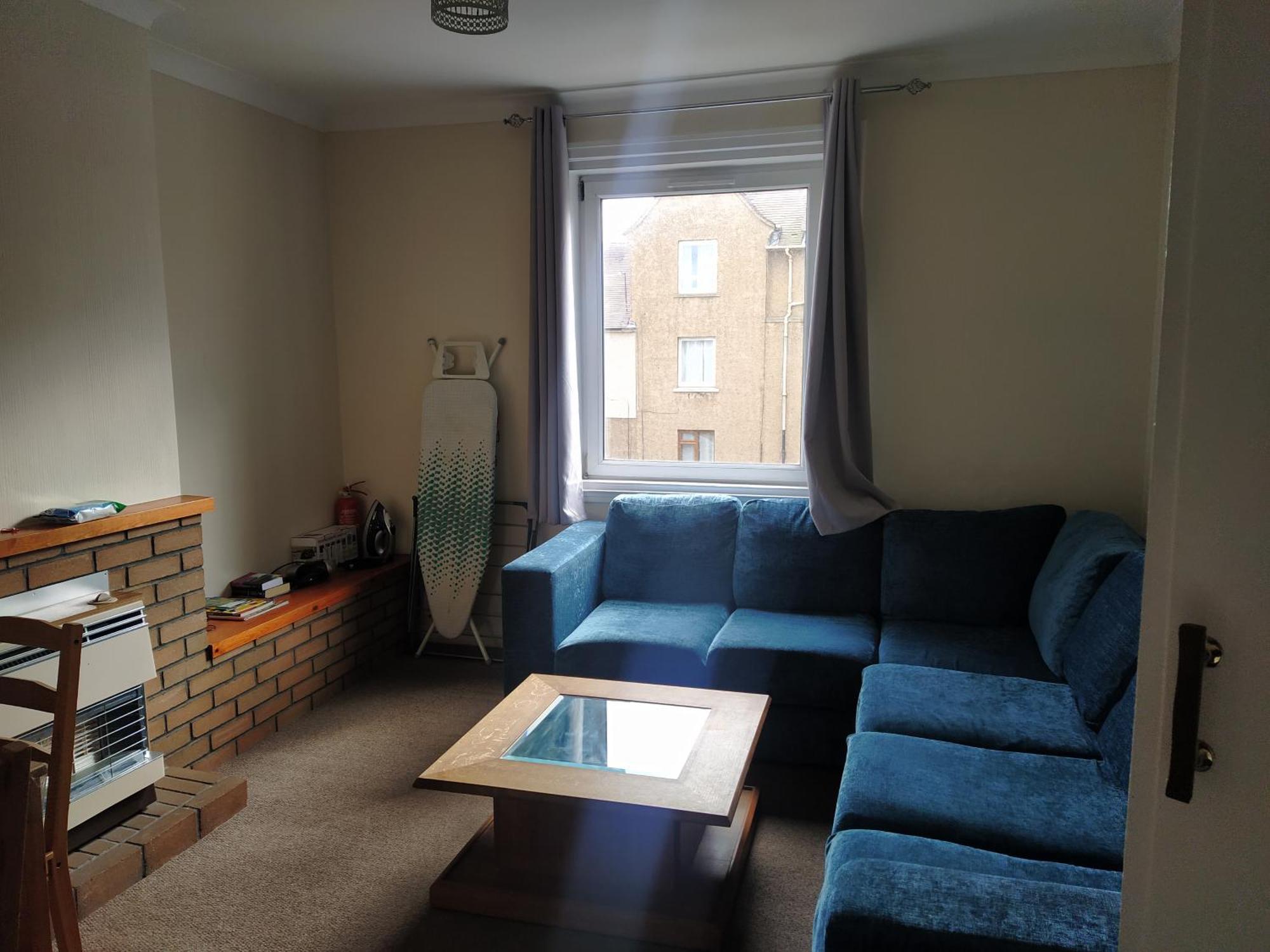 Self Catering 2 Bedroom Flat, Frequent Buses, 1-Minute Walk To Bus Stop, 20 Minutes To City Center Edinburgh Luaran gambar